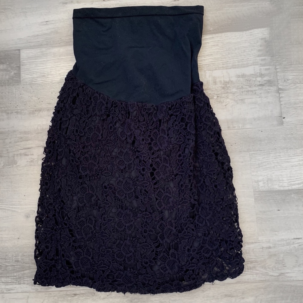 A Pea in the Pod Lace Navy Maternity Skirt